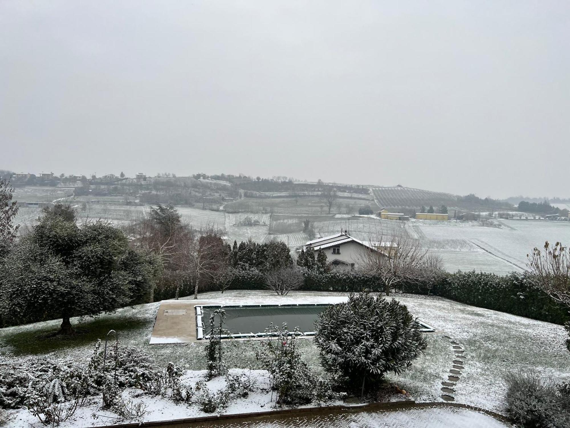Cascina Il Volo Bed and Breakfast Moncalvo Eksteriør billede