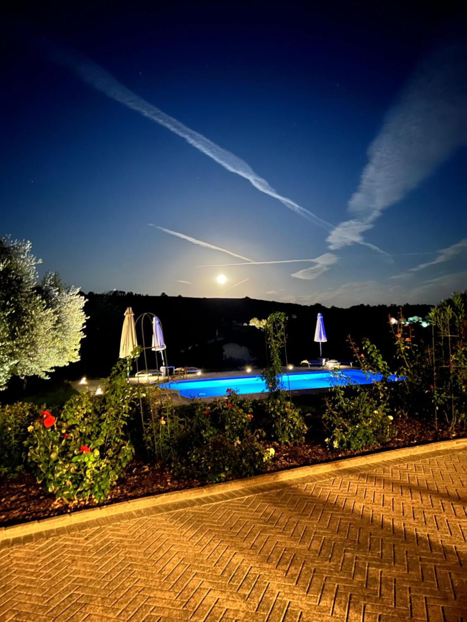 Cascina Il Volo Bed and Breakfast Moncalvo Eksteriør billede