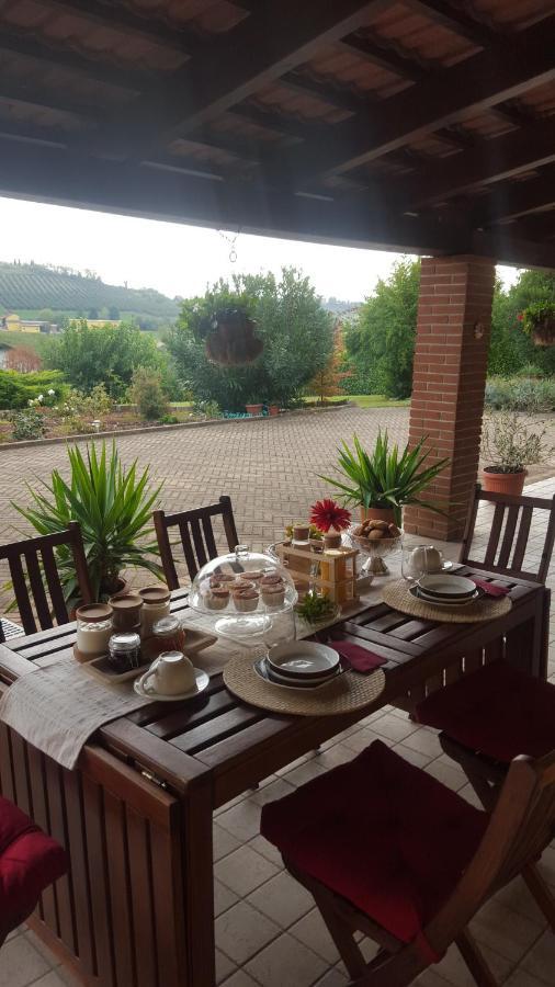 Cascina Il Volo Bed and Breakfast Moncalvo Eksteriør billede